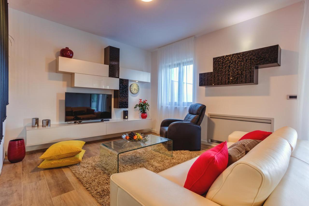 Villa Flora Vabriga Tar-Vabriga Ngoại thất bức ảnh