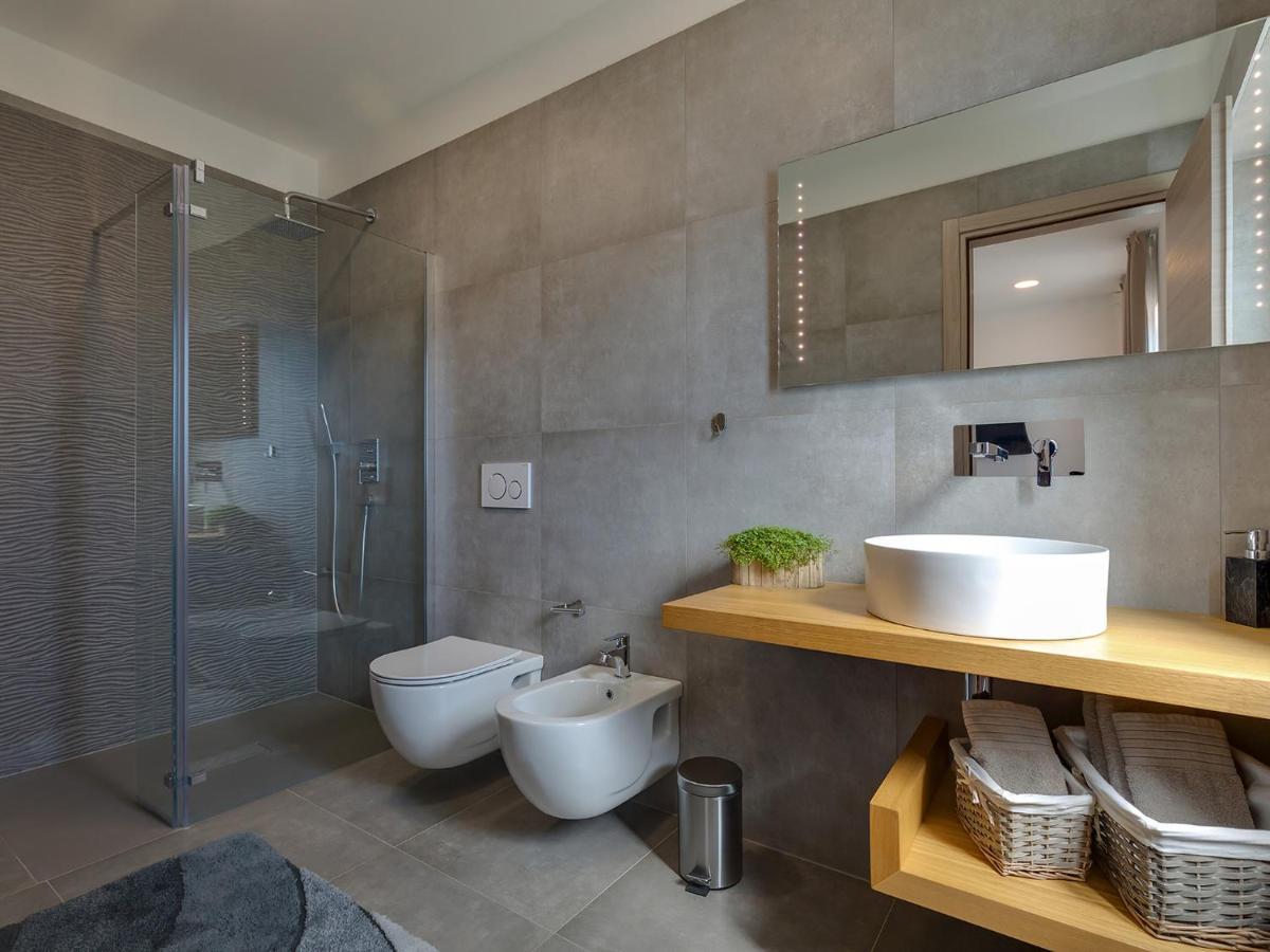 Villa Flora Vabriga Tar-Vabriga Ngoại thất bức ảnh
