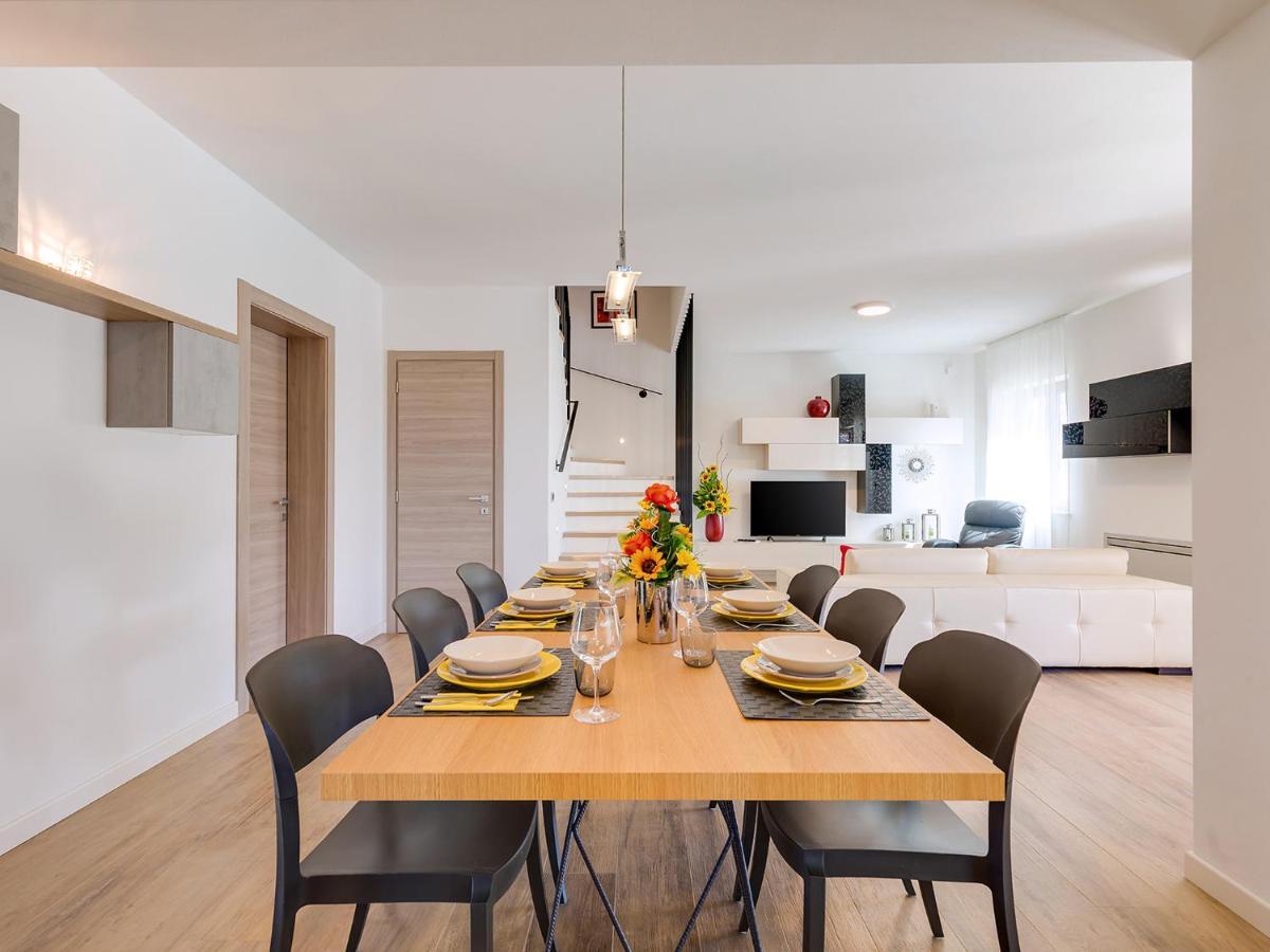 Villa Flora Vabriga Tar-Vabriga Ngoại thất bức ảnh